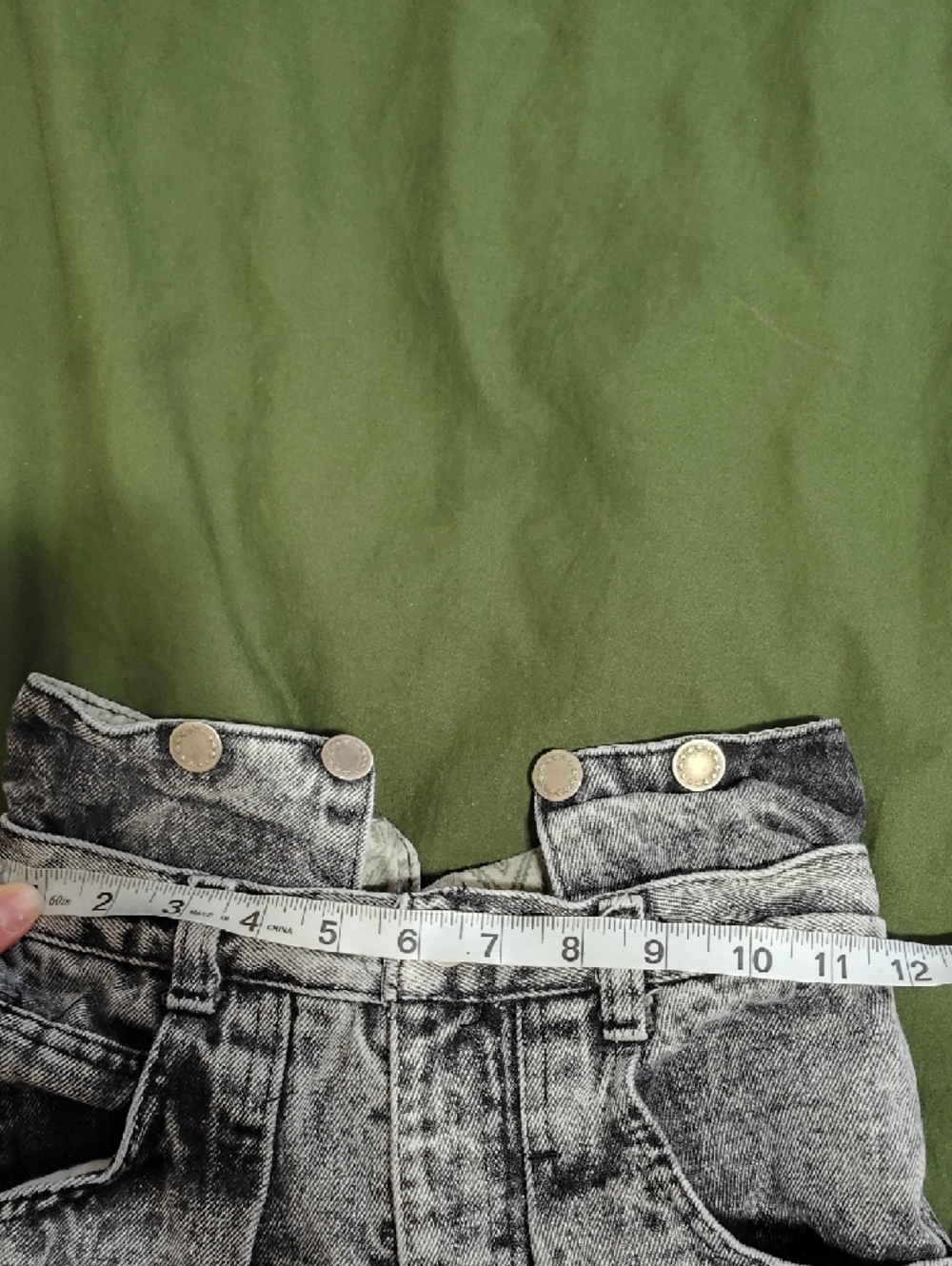 High-Waisted Vintage Acid Wash  Women’s Jeans - Gray - Picture 6 of 8